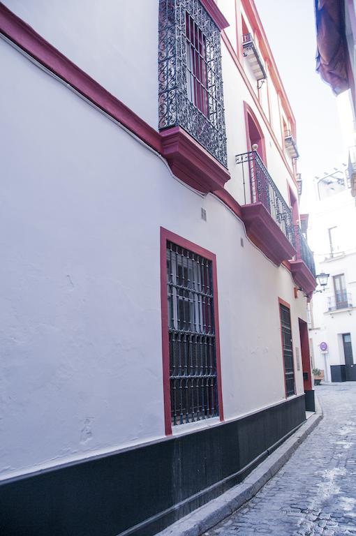 Hostal Callejon Del Agua Hotel Seville Exterior photo